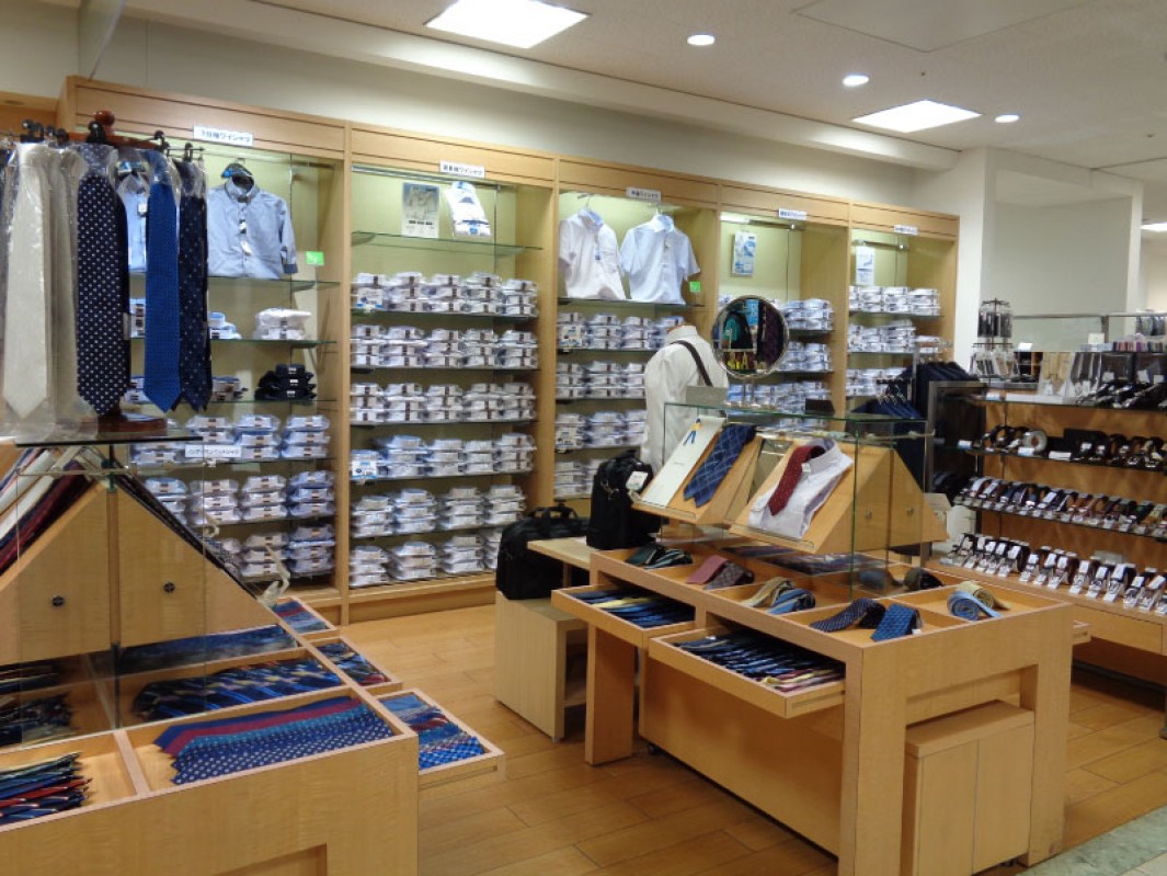 メンズビジネスマート ショップ わさだ店 ふるさと大分の百貨店トキハ